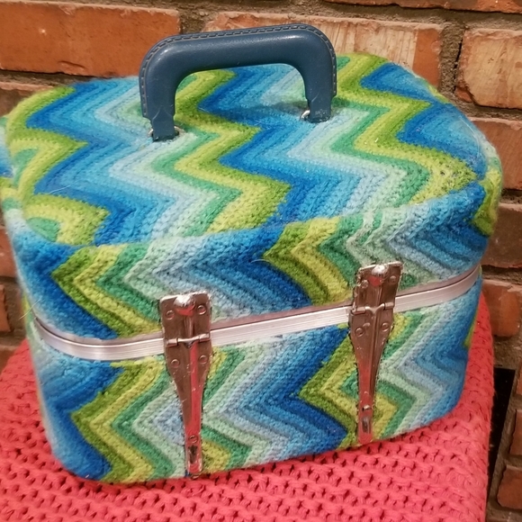 Vintage Travel Bag - Picture 2 of 5